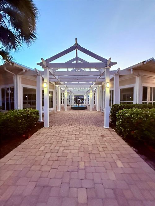 623-4802 51st Street W, BRADENTON, FL, 34210 | Card Image