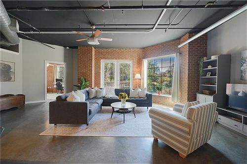 unit-210-395 Central Park Pl Ne, Atlanta, GA, 30312-1256 | Card Image