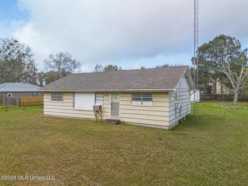 10403 Gorenflo Rd, Diberville, MS, 39540-2614 | Card Image