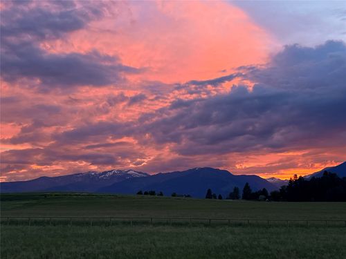 843 Lecoure Ln, Stevensville, MT, 59870-7028 | Card Image