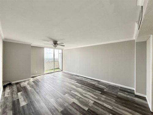 2204-2016 Main St, Houston, TX, 77002-8845 | Card Image
