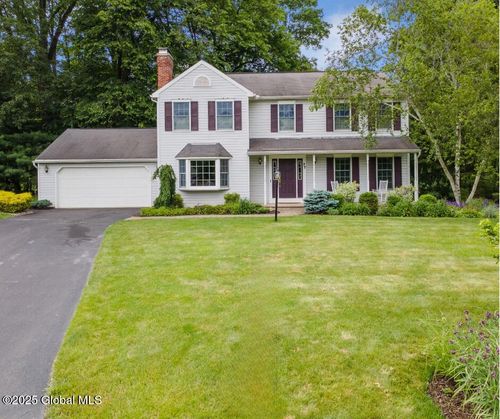 77 Rotterdam Dr, Glenmont, NY, 12077-3637 | Card Image