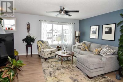 250 Fireside View, Townhouse with 3 bedrooms, 3 bathrooms and 4 parking in Cochrane AB | Image 3