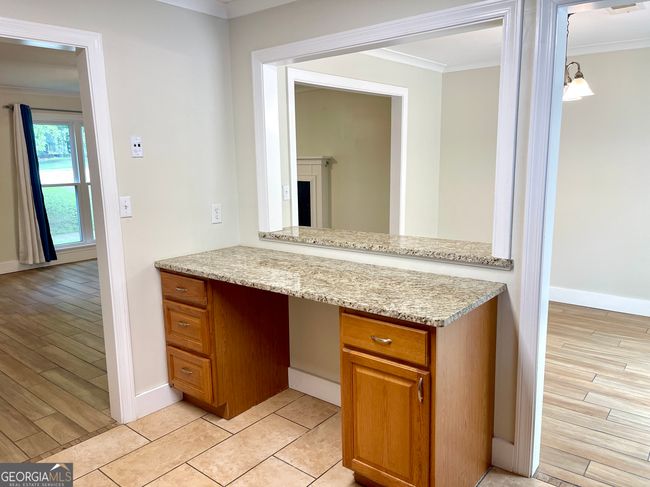 696 Redland Dr, Condo with 2 bedrooms, 3 bathrooms and null parking in jonesboro GA | Image 10