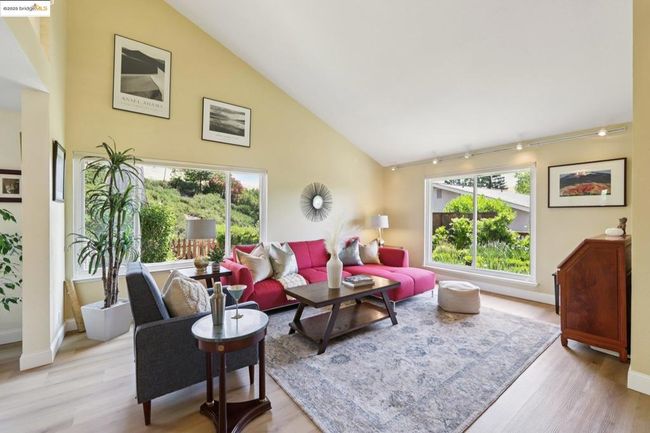 2353 Benham Ct, House other with 5 bedrooms, 3 bathrooms and 3 parking in Walnut Creek CA | Image 7