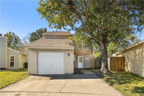 5112 Earlston Ln, Virginia Beach, VA, 23464-6236 | Card Image