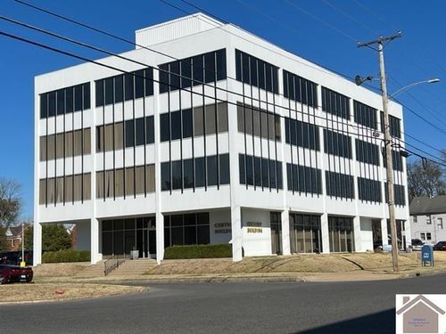 317a-100 Fountain Ave, Paducah, KY, 42001-2771 | Card Image
