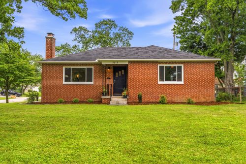 3213 Mountview Rd, Upper Arlington, OH, 43221-1874 | Card Image