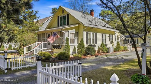 745 N May St, Southern Pines, NC, 28387-4922 | Card Image