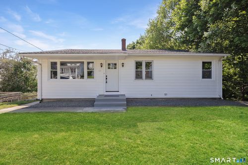 62 Birch St, Waterbury, CT, 06704-3806 | Card Image