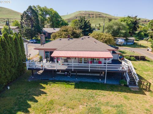 2215 E 16th St, The Dalles, OR, 97058-3976 | Card Image