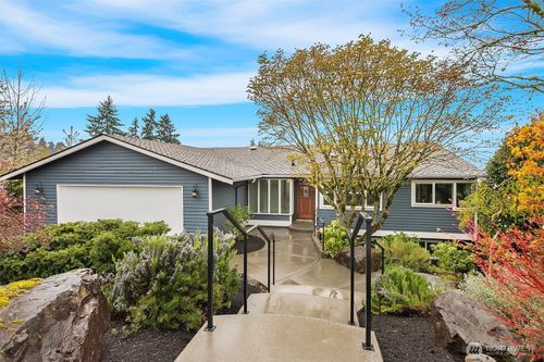 4837 155th Ave Se, Bellevue, WA, 98006-3621 | Card Image