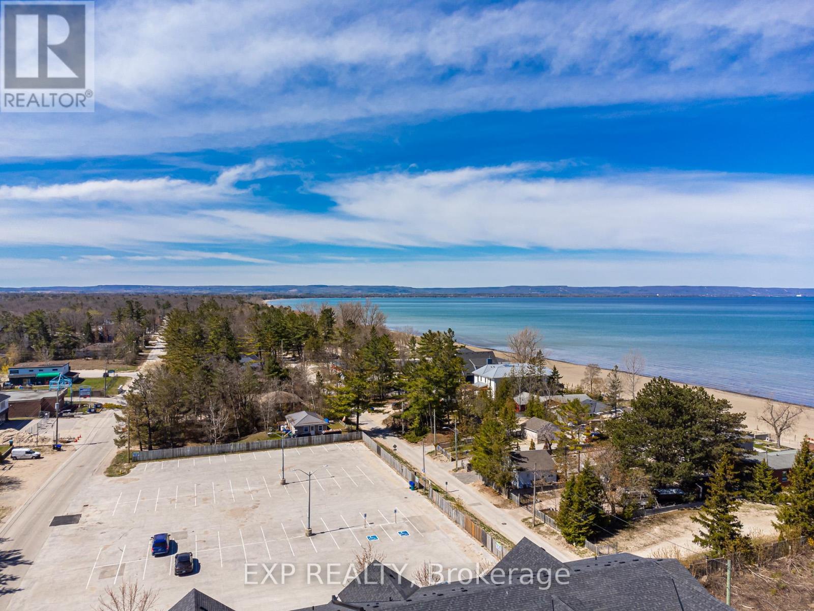Residential in Wasaga Beach 3