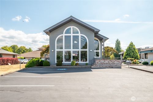 922 12th Ave, Longview, WA, 98632-2508 | Card Image
