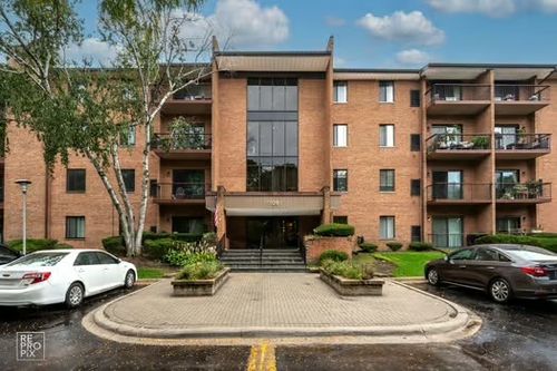 apt-103-709 79th St, Darien, IL, 60561-5167 | Card Image