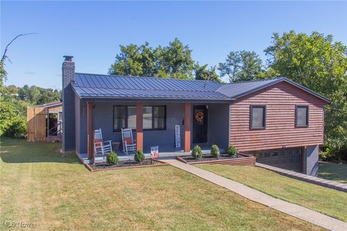 209 Dennis Ln, Saint Clairsville, OH, 43950-1606 | Card Image