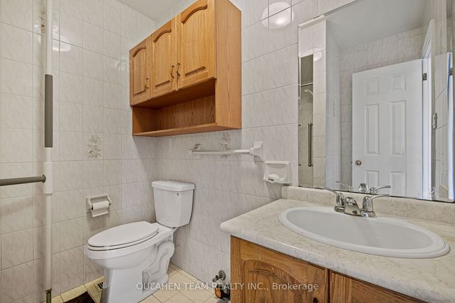 131 Florence Ave, House other with 5 bedrooms, 3 bathrooms and 2 parking in North York ON | Image 26