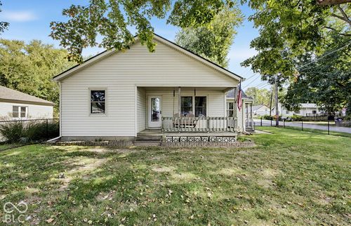 4992 Old Smith Valley Rd, Greenwood, IN, 46143-8843 | Card Image