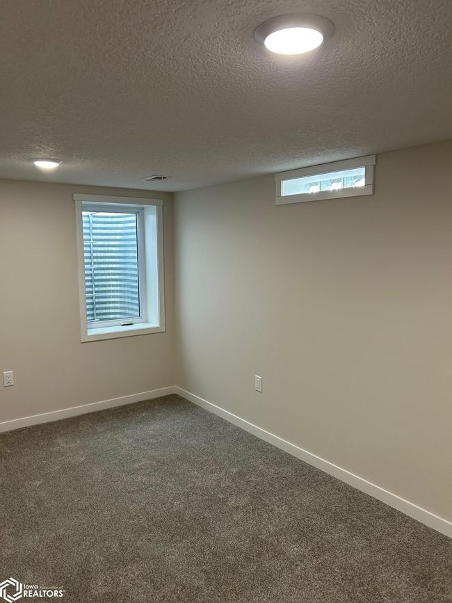 906 4 Th St, Home with 4 bedrooms, 2 bathrooms and 6 parking in Victor IA | Image 33