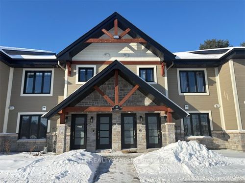207-83 St Moritz Trail, Embrun, ON, K0A1W0 | Card Image