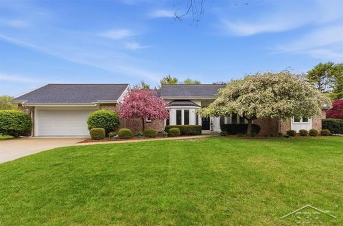 405 Wanetah Dr, Midland, MI, 48640-2989 | Card Image