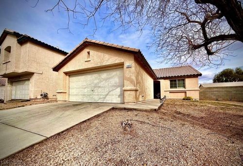 3340 Strawberry Roan Rd, North Las Vegas, NV, 89032-2477 | Card Image