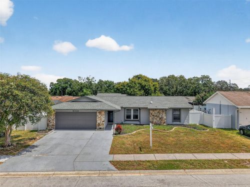 8010 Chickasaw Ln, Port Richey, FL, 34668-7016 | Card Image