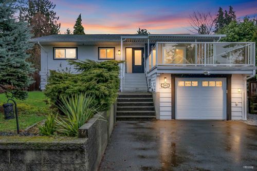 2093 Concord Ave, Coquitlam, BC, V3K1K4 | Card Image
