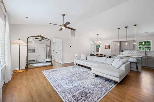 728 Cannonsburg Drive, Duncan, SC, 29334 | Card Image