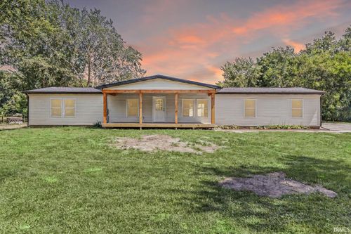 919 N 200 W, Valparaiso, IN, 46385-8520 | Card Image