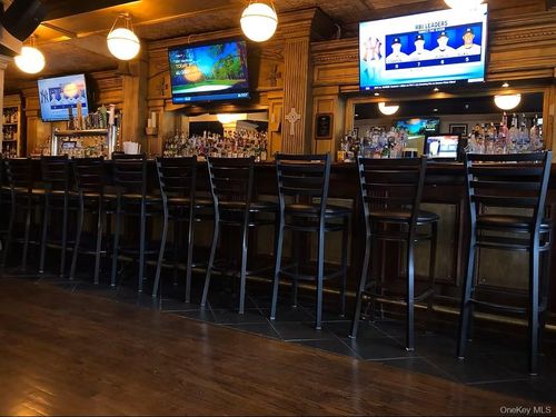 33-35 W Central Avenue, Orangetown, NY, 10965 | Card Image