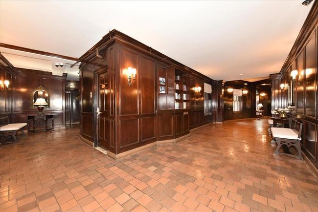 APT-6D - 8 Barstow Rd, Home with 1 bedrooms, 1 bathrooms and null parking in Great Neck NY | Image 33