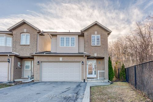 198 Gatestone Dr, Stoney Creek, ON, L8J3V4 | Card Image