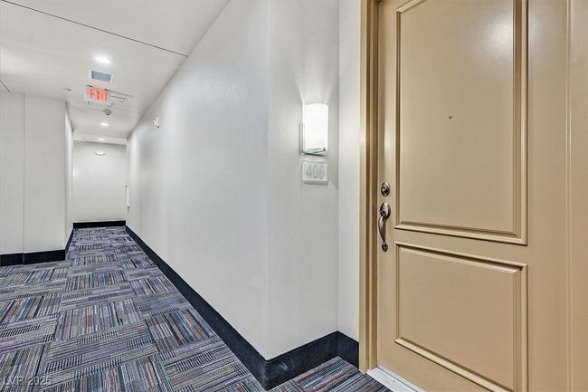 Entrance to unit. | Image 5