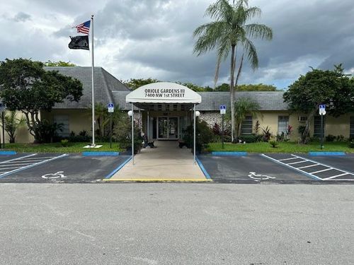 208-7500 Nw 1st St, Margate, FL, 33063-7570 | Card Image