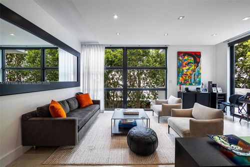 apt-8-1024 Lenox Ave, Miami Beach, FL, 33139-4828 | Card Image