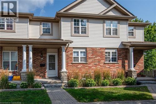 19-400 Wilson Ave, Kitchener, ON, N2C2S1 | Card Image