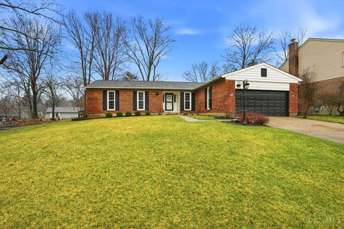 7926 Dunview Ct, Cincinnati, OH, 45255 | Card Image