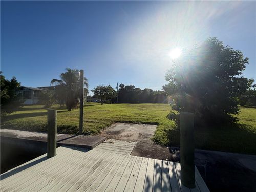 3619 Wisteria Pl, Punta Gorda, FL, 33950-7308 | Card Image