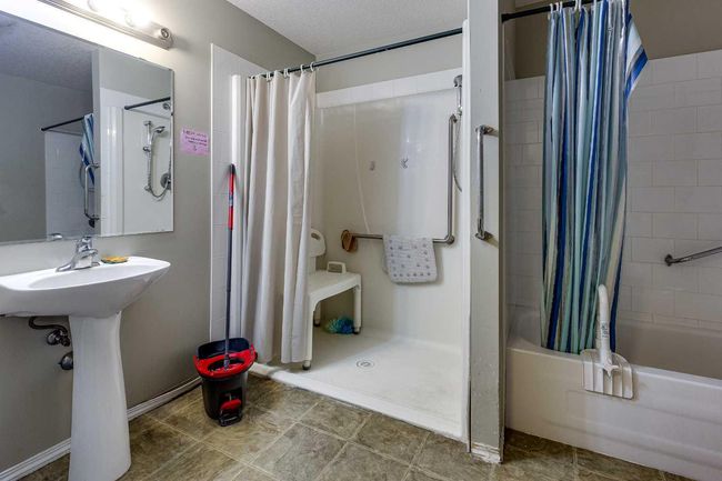 6194 &amp; 6196 Orr Drive, Home with 0 bedrooms, 0 bathrooms and 4 parking in Red Deer AB | Image 10