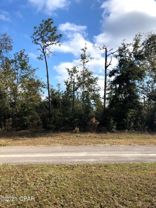 8617 Wood Cir, Panama City, FL, 32404-4252 | Card Image