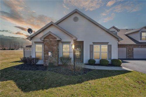 1014 Carriage Ln, Saxonburg, PA, 16056-2501 | Card Image