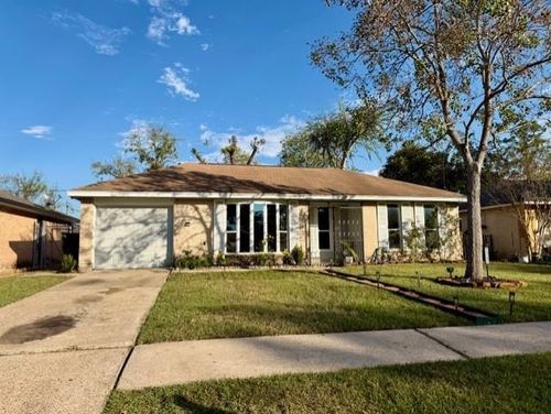 15242 Dogwood Tree St, Houston, TX, 77060-5110 | Card Image