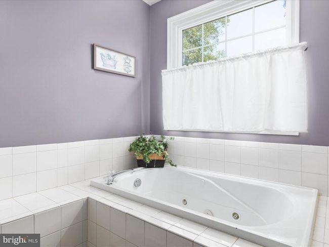 141 Black Oak Dr, House other with 4 bedrooms, 3 bathrooms and null parking in MAURERTOWN VA | Image 25