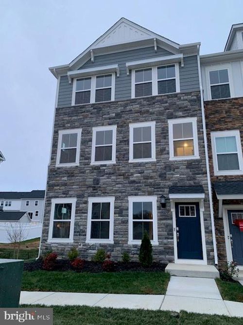 10578 Roundstone Ln, WHITE PLAINS, MD, 20695-4312 | Card Image