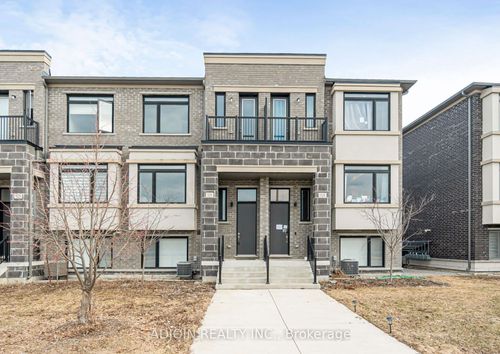 525 Marc Santi Blvd, Maple, ON, L6A5C5 | Card Image