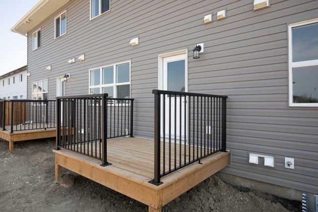 250 Halifax Close, Home with 3 bedrooms, 1 bathrooms and 2 parking in Penhold AB | Image 19