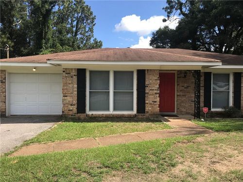 5551 Vanderbilt Dr N, Mobile, AL, 36608-3085 | Card Image
