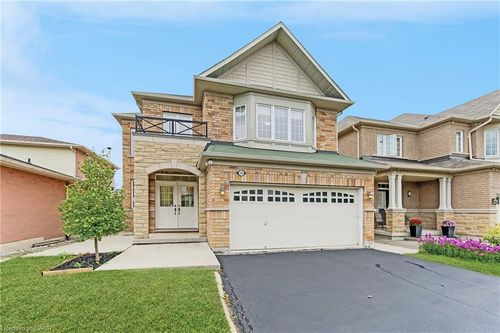 126 Merrilee Cres, Hamilton, ON, L9A0B1 | Card Image
