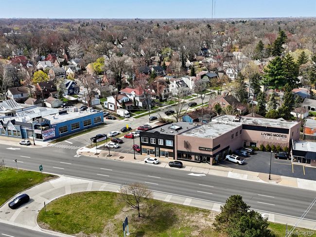 23525 Woodward Ave, Home with 0 bedrooms, 4 bathrooms and 5 parking in Ferndale MI | Image 14